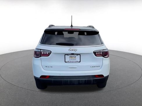 Used 2025 Jeep Compass Limited image 12