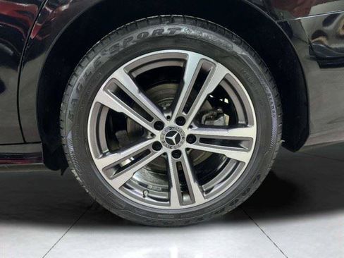 Used 2021 Mercedes-Benz E 350 4MATIC Sedan image 51