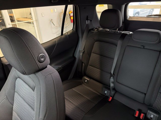 New 2027 Chevrolet Equinox LT AWD/4WD image 13
