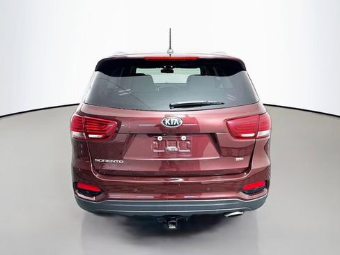 Used 2020 Kia Sorento LX w/ LX I4 Convenience Package image 6
