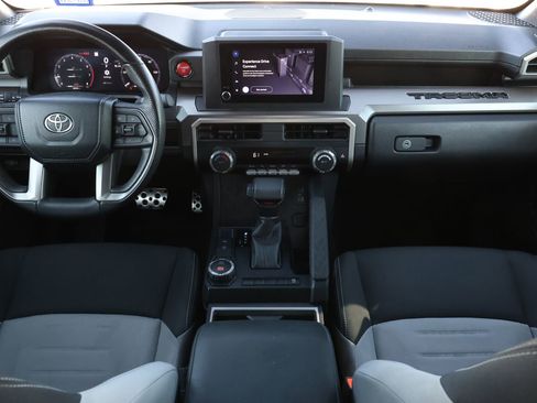 Used 2024 Toyota Tacoma TRD Sport image 2