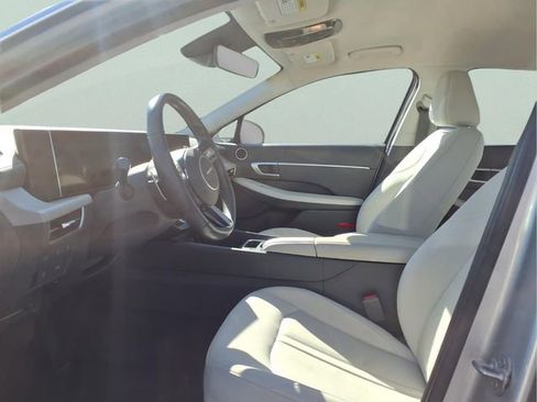 Used 2025 Hyundai Sonata SEL image 21
