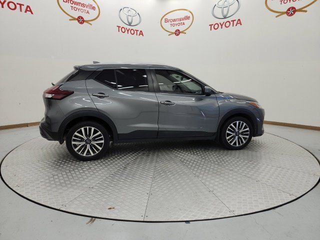 Used 2024 Nissan Kicks SV FWD image 3