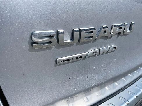 Used 2024 Subaru Ascent Limited w/ Technology Package AWD/4WD image 10