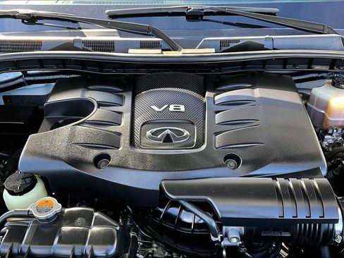 Certified 2019 INFINITI QX80 Luxe w/ All-Season Package image 11