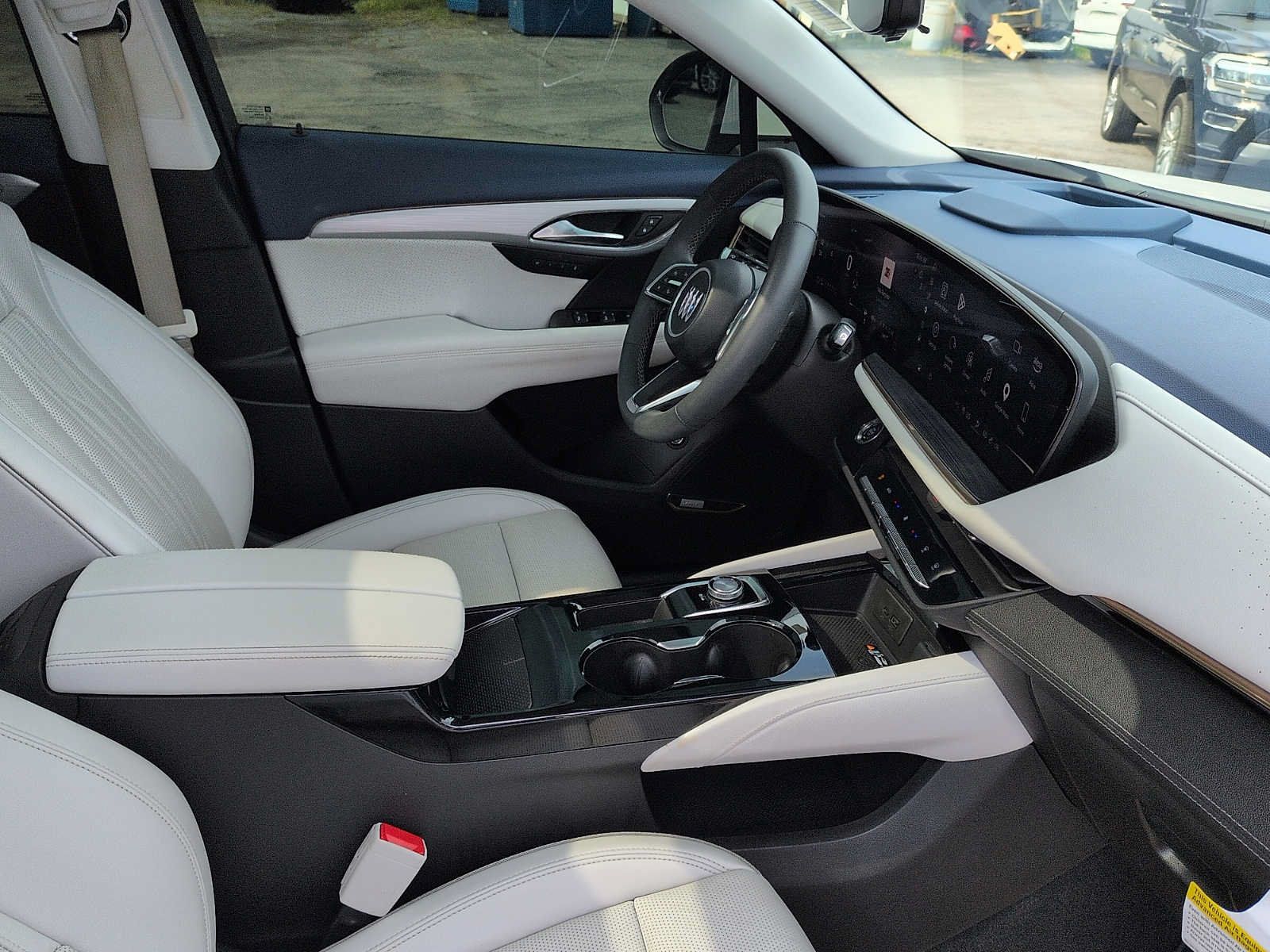 Used 2024 Buick Envision Avenir AWD/4WD image 10