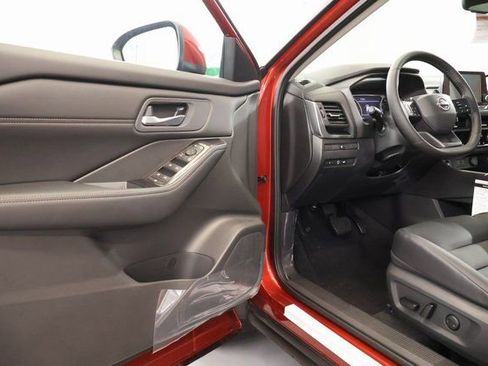 New 2026 Nissan Rogue SV w/ SV Premium Package image 8