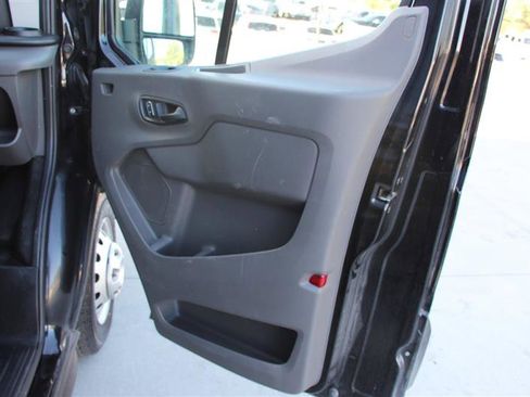 Used 2023 Ford Transit 350 XLT image 13