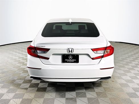 Used 2018 Honda Accord LX image 6