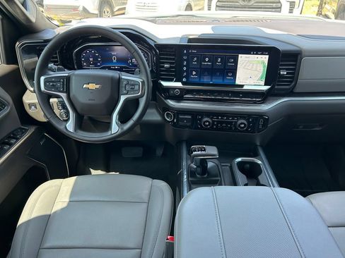 Used 2025 Chevrolet Silverado 1500 LTZ w/ LTZ Premium Texas Edition RWD image 17