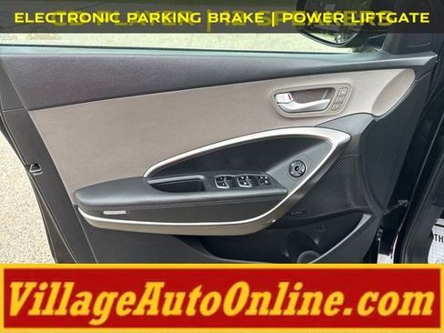 Used 2017 Hyundai Santa Fe Limited AWD/4WD image 10