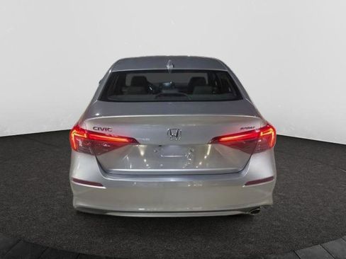 Used 2022 Honda Civic Sport image 4