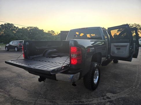 Used 2008 Chevrolet Silverado 2500 LT w/ 1LT Convenience Package image 50