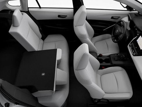 New 2026 Toyota Corolla Cross L image 4