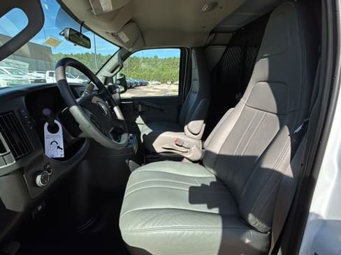 New 2026 Chevrolet Express 3500 Extended w/ Driver Convenience Package RWD image 10