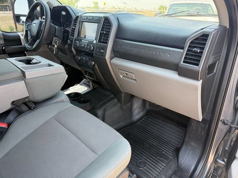 Used 2021 Ford F250 XL w/ STX Appearance Package AWD/4WD image 16