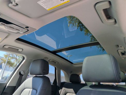 Used 2022 Audi Q5 2.0T Premium Plus w/ Premium Plus Package image 28