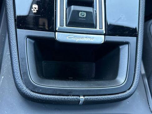 Used 2023 Porsche Cayenne image 41