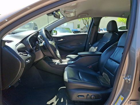 Used 2024 Chevrolet Malibu LT FWD image 13