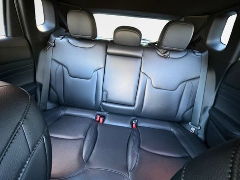 Certified 2026 Jeep Compass Limited AWD/4WD image 28