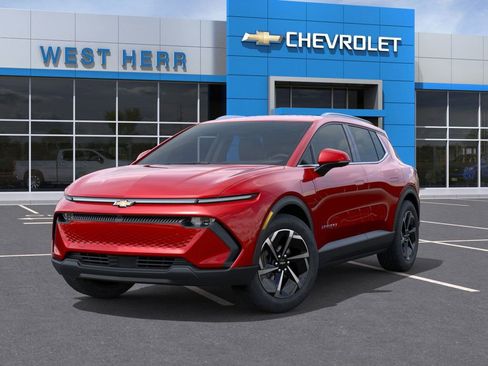 New 2026 Chevrolet Equinox EV LT image 6