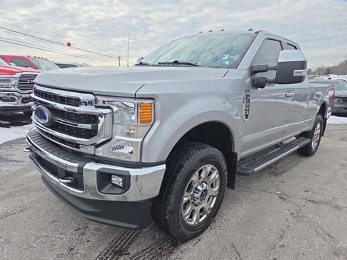 Used 2021 Ford F350 Lariat w/ Chrome Package image 2