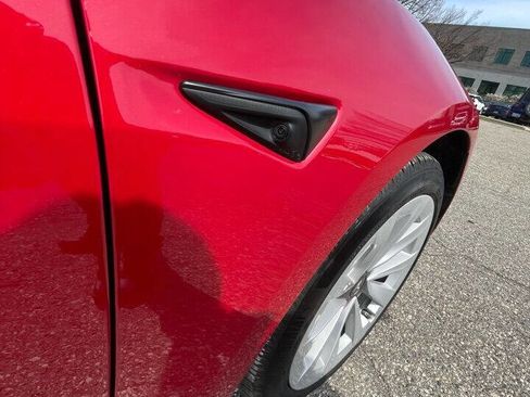 Used 2021 Tesla Model 3 Standard Range Plus image 11