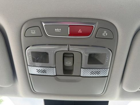 Certified 2025 Kia Telluride EX w/ EX Captain's Chair Package FWD image 24