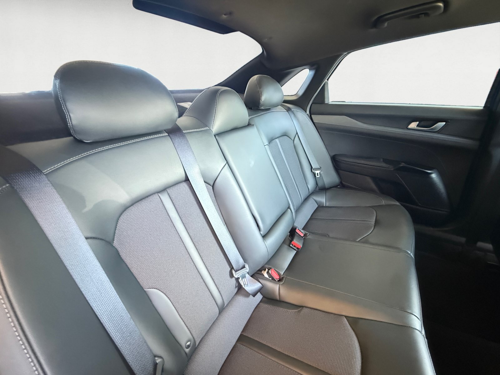Used 2023 Kia K5 GT-Line w/ GT-Line Premium Package FWD image 18