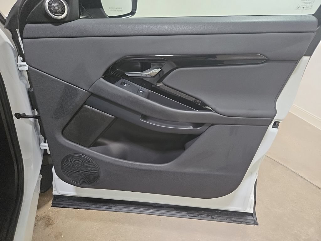 Certified 2026 Land Rover Range Rover Evoque S AWD/4WD image 30