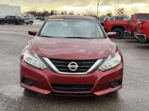 Used 2017 Nissan Altima 2.5 S w/ Power Driver Seat Package image 3
