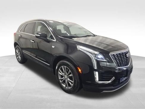 Used 2023 Cadillac XT5 Premium Luxury AWD/4WD image 2