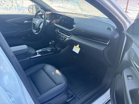 New 2025 Buick Envista Sport Touring w/ Convenience I Package image 10