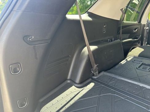 Used 2021 Chevrolet Traverse High Country AWD/4WD image 61