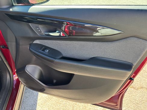 Used 2025 Chevrolet TrailBlazer LT image 14