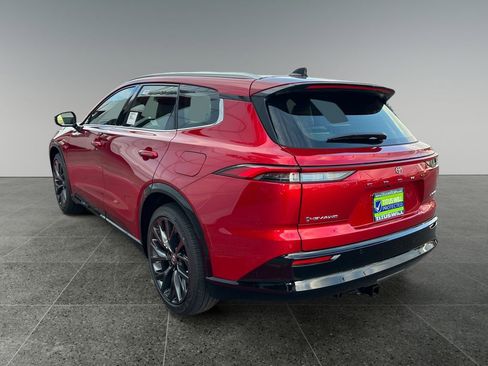 New 2025 Toyota Crown Signia Limited w/ Advanced Technology Package image 5