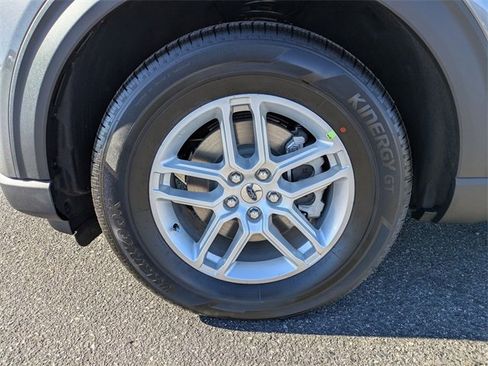 New 2026 Ford Explorer Active image 10