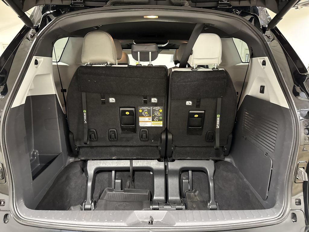 Used 2023 Toyota Sienna XSE w/ XSE Plus Package AWD/4WD image 26