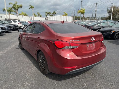 Used 2016 Hyundai Elantra SE image 5