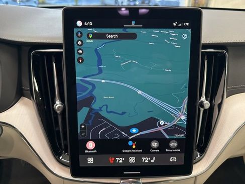 New 2026 Volvo XC60 B5 Ultra w/ Protection Package Premier image 9