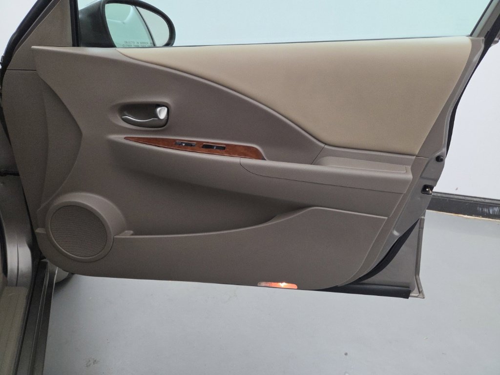 Used 2004 Nissan Altima 2.5 SL FWD image 13