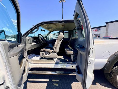 Used 2003 Ford F250 XLT AWD/4WD image 24