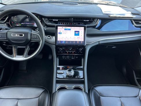 Used 2024 Jeep Grand Cherokee Limited 4xe image 13