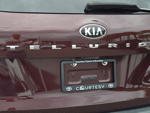 Used 2021 Kia Telluride S AWD/4WD image 31