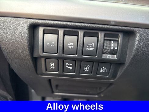 Used 2017 Subaru Outback 2.5i Limited image 27