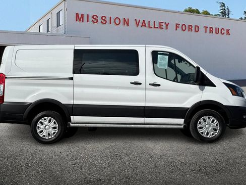 Used 2025 Ford Transit 250 Low Roof w/ Exterior Upgrade Package RWD image 3