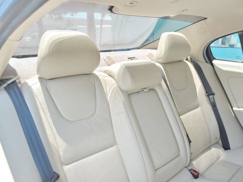 Used 2014 Volvo S60 T5 image 38