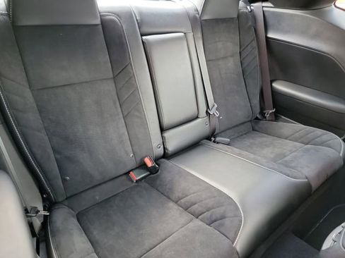 Used 2021 Dodge Challenger SRT Hellcat w/ Plus Package image 27