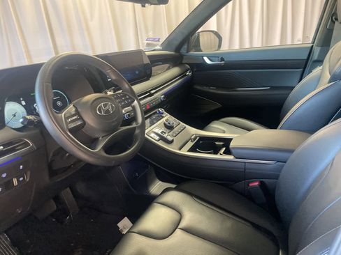 Used 2025 Hyundai Palisade Calligraphy image 22