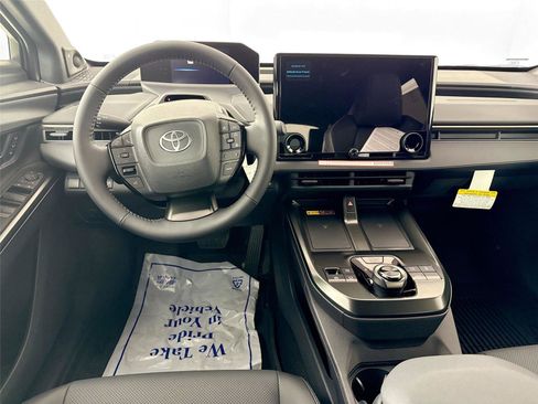 Certified 2026 Toyota bZ image 33